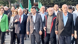 AK PARTİ VE CHP'LİLER OMUZ OMUZA YÜRÜDÜ