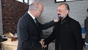 BAŞKAN ÖZLÜ'DEN KAPI KAPI ESNAF ZİYARETİ