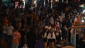 AKÇAKOCA BAYRAMDA TATİLCİLERİN AKININA UĞRADI