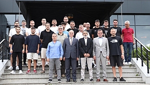FARUK ÖZLÜ'DEN DÜZCESPOR'A DESTEK