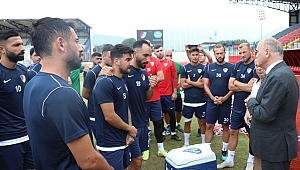 BAŞKAN ÖZLÜ'DEN DÜZCESPOR'A MORAL DESTEĞİ