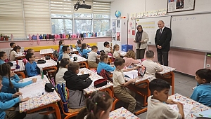 BAŞKAN ÖZLÜ'DEN SINIF BAŞKANLIK SEÇİMİNE DESTEK
