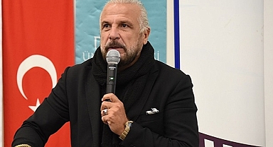 METE YARAR AKÇAKOCA'DA KONFERANS VERDİ