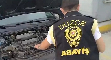 DÜZCE'DE OTO KAÇAKÇILIĞI OPERASYONU
