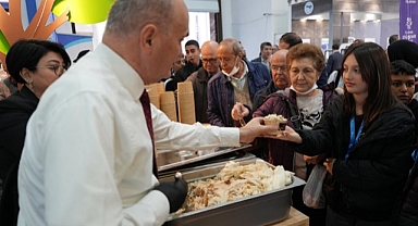 İZMİR'DE DÜZCE TANITIMINA YOĞUN İLGİ