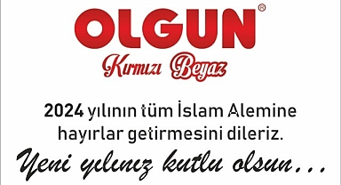 OLGUN KIRMIZI BEYAZ YENİ YILINIZI KUTLUYOR