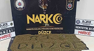 DÜZCE'DE UYUŞTURUCU SATICILARINA BİR DARBE DAHA