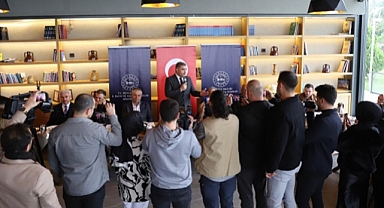 VALİ ASLAN ÇALIŞAN GAZETECİLERLE BULUŞTU