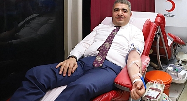 VALİ ASLAN KAN BAĞIŞINDA BULUNDU