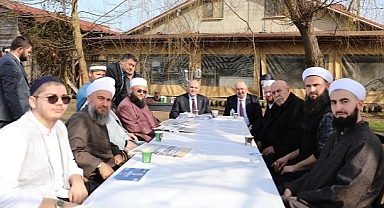 BAŞKAN ÖZLÜ, İSMAİL AĞA MENSUPLARI VE CAHİT AYDIN'LA BULUŞTU