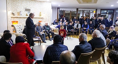 BAŞKAN ÖZLÜ'YE EV ZİYARETLERİNDE BÜYÜK İLGİ