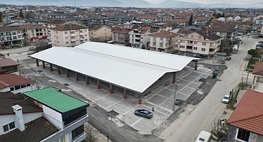 HAMİDİYE MAHALLESİNDE KAPALI PAZARYERİ BİTİYOR