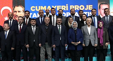 AK PARTİ CUMAYERİ ADAY TANITIM TOPLANTISI COŞKULU GEÇTİ