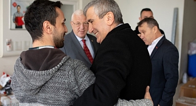 AZ KALDI.. AKÇAKOCA SABRET, GELİYOR FİKRET..
