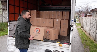 BELEDİYEDEN YOKSULLARA ERZAK VE YEMEK YARDIMI