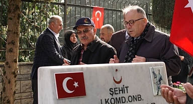 MHP ADAYI YILMAZ ESER ŞEHİTLERİ ZİYARET ETTİ