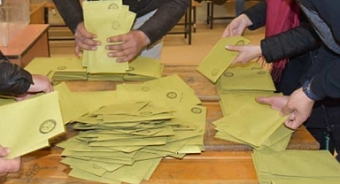 SANDIKLAR KAPANDI, OY SAYIMINA GEÇİLDİ