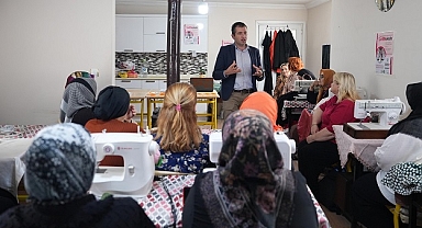 DÜZCELİ KADINLARA MUTLU EVLİLİĞİN SIRLARI ÖĞRETİLİYOR