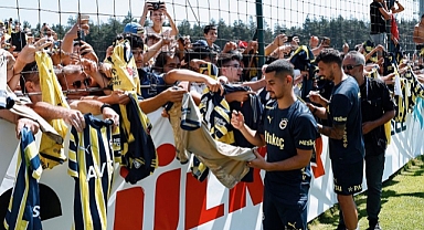 FENERBAHÇE ANTRENMANI TARAFTARLARA SON KEZ AÇILDI
