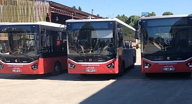 ÖZLÜ'DEN AKÇAKOCA'YA 3 OTOBÜS JESTİ