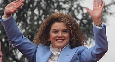 ASLIHAN TÜYSÜZ İYİ PARTİ'DEN İSTİFA ETTİ