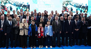 AK PARTİ'DE DEĞİŞİKLİK YOK!