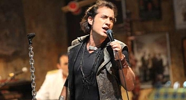 KIRAÇ BU AKŞAM CUMAYERİ'NDE SAHNE ALIYOR