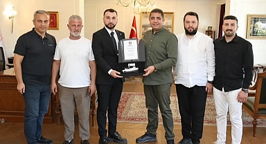 VALİ ASLAN BEŞİKTAŞ ÜYESİ OLDU