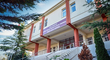 AKÇAKOCA'DAKİ TURİZM YÜKSEK OKULU FAKÜLTE OLDU