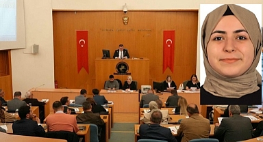 SELMA KURT AK PARTİ'DEN VE BELEDİYE MECLİS ÜYELİĞİNDEN İSTİFA ETTİ