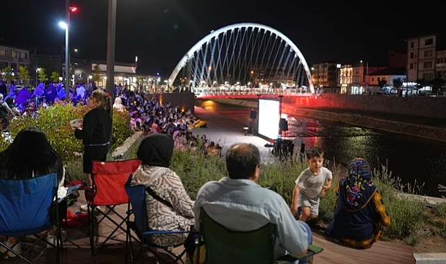 ASAR PARK'TA SİNEMA ŞÖLENİ DEVAM EDİYOR