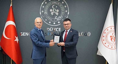 GENÇLİK VE SPOR'DA DEVİR TESLİM