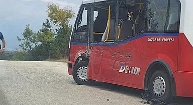 KAMYON HALK OTOBÜSÜNE ÇARPTI: 4 YARALI