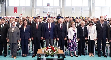 BAKAN TEKİN ESİN OLCAY ANADOLU LİSESİ'NİN RESMİ AÇILIŞINA KATILDI