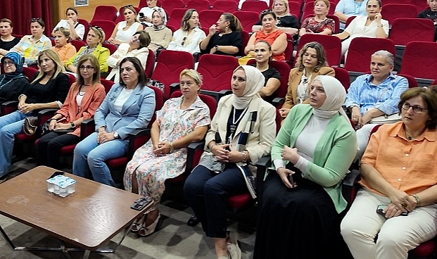 ÇALIŞAN KADINLAR EGZERSİZ YAPARAK GENÇ KALACAK