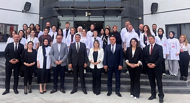 VALİ ASLAN'DAN BAHÇEŞEHİR KOLEJİ'NE ZİYARET