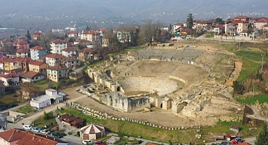 ANTİK TİYATRO BİNLERCE TURİST ÇEKECEK