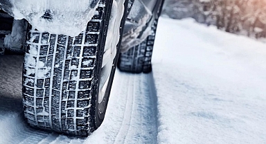 ARAÇ SAHİPLERİ DİKKAT! KIŞ LASTİĞİ UYGULAMASI BU YIL ERKEN BAŞLIYOR