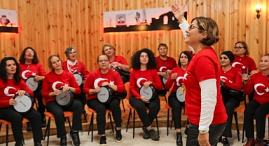 KONURALP SEYİR TERASI’NDA HEM ÇALDILAR, HEM SÖYLEDİLER