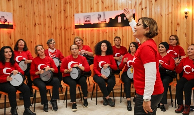 KONURALP SEYİR TERASI’NDA HEM ÇALDILAR, HEM SÖYLEDİLER