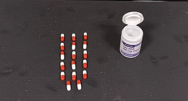 UYUŞTURUCU HAP SATAN TORBACI TUTUKLANDI