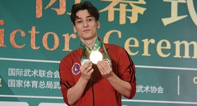 DÜ ÖĞRENCİSİ AHMET TAHA KESKİN KUNG FU'DA 3 MADALYA KAZANDI