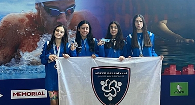 DÜZCE BELEDİYESİ SPOR AKADEMİSİ YÜZMEDE 4 MADALYA İLE DÖNDÜ