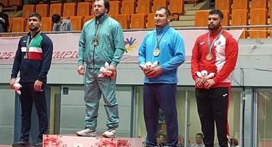 DÜZCE ÜNİVERSİTE ÖĞRENCİSİ OLİMPİYAT ÜÇÜNCÜSÜ OLDU