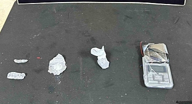 BONZAİ VE MET SATAN TORBACI YAKALANDI