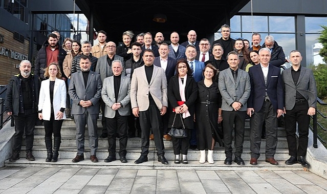 ÇALIŞAN GAZETECİLER GÜNÜ'NDE ANLAMLI ETKİNLİK