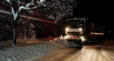 DÜZCE BELEDİYESİ KAR SINAVINDAN GEÇTİ