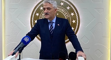 DÜZCE VALİSİ MAKAS GÖREVE BAŞLADI