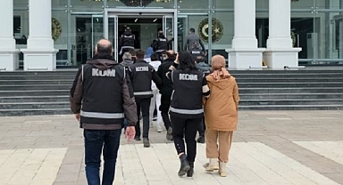 SAHTE KİMLİKLE ARSA SATMAK İSTEYEN DOLANDIRICILAR YAKALANDI