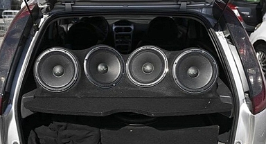 ARAÇLARA SONRADAN TAKILAN SES VE GÖRÜNTÜ SİSTEMLERİNE CEZA VAR 